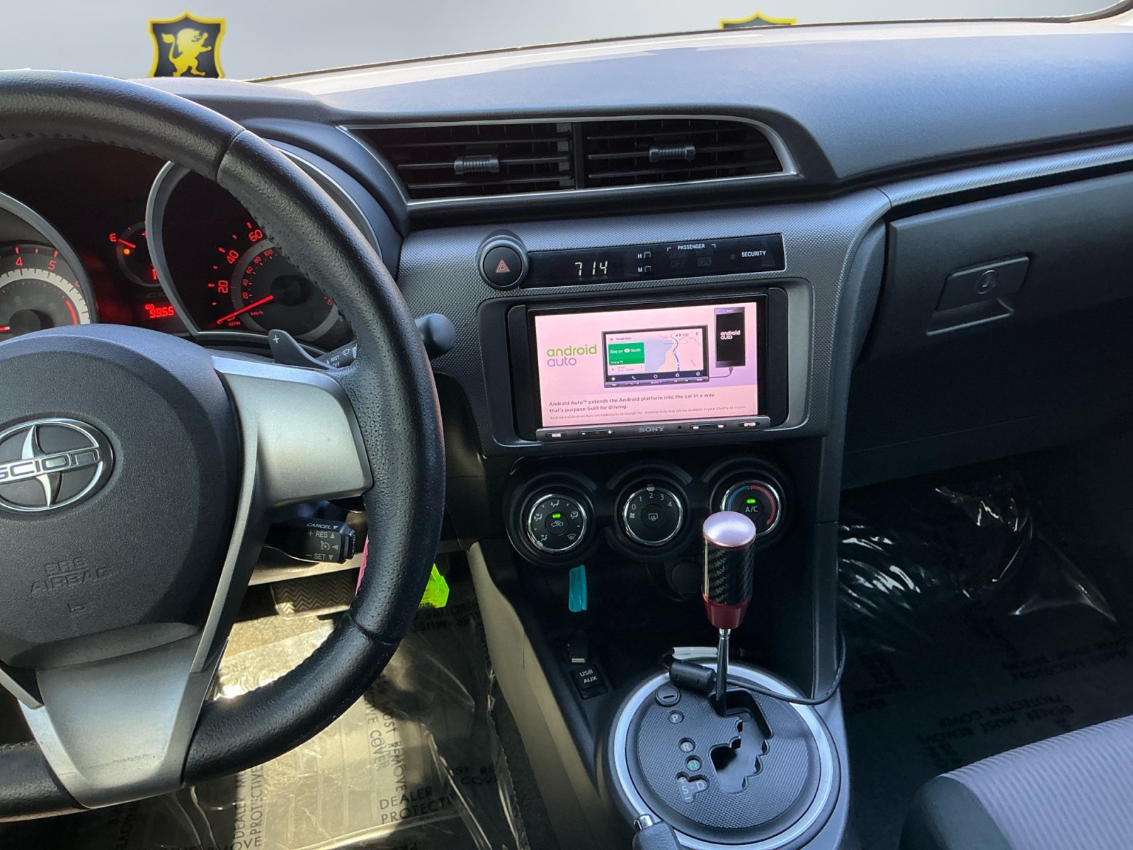 Used 2015 Scion tC FWD image 13