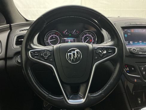 Used 2016 Buick Regal Premium w/ Driver Confidence Package #2 FWD image 32