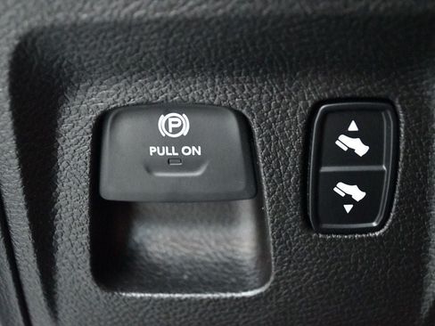 Used 2020 RAM 1500 Big Horn AWD/4WD image 62