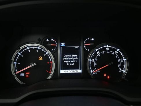 Used 2022 Toyota 4Runner TRD Off-Road Premium AWD/4WD image 14