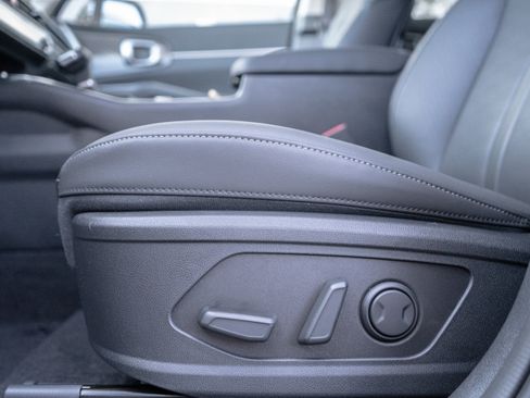 New 2026 Kia Sorento S FWD image 30