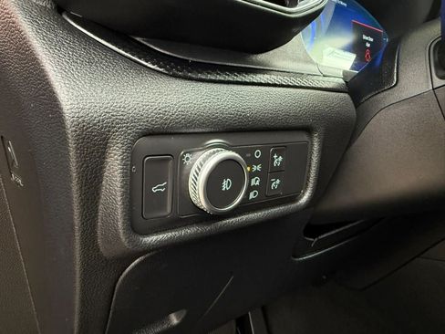 Used 2021 Ford Explorer ST w/ Equipment Group 401A AWD/4WD image 39