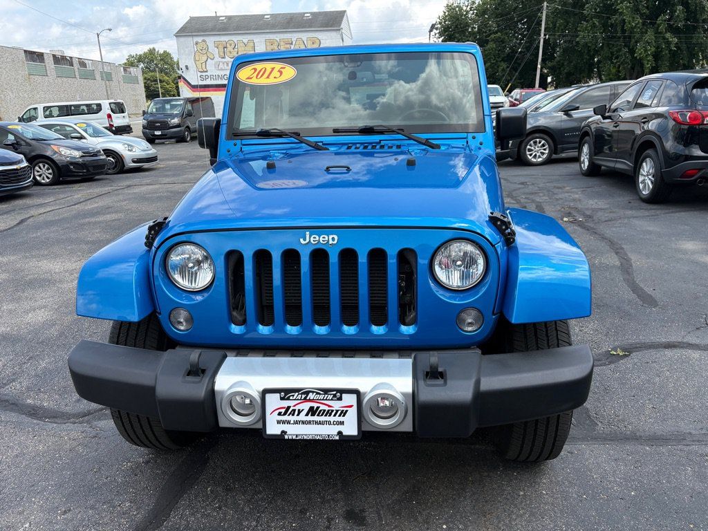 Used 2015 Jeep Wrangler Sahara w/ Connectivity Group AWD/4WD image 7