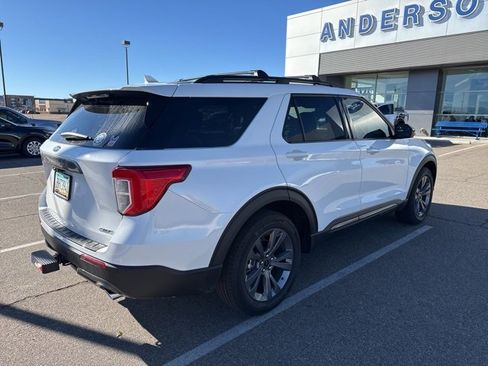 Used 2023 Ford Explorer XLT w/ Equipment Group 202A image 6