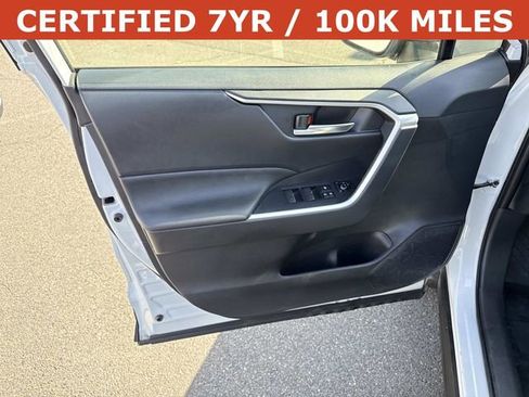 Used 2025 Toyota RAV4 XLE Premium image 13