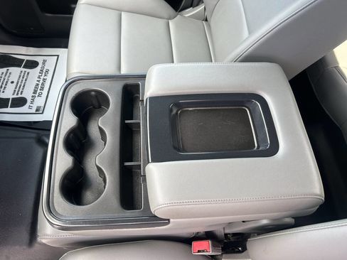 Used 2019 Chevrolet Silverado 2500 W/T w/ WT Convenience Package image 17