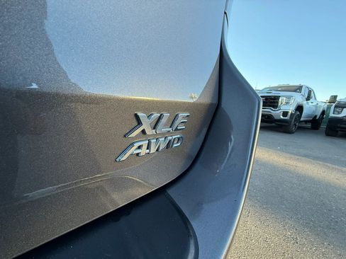 Used 2017 Toyota Sienna XLE Premium w/ Protection Package image 34