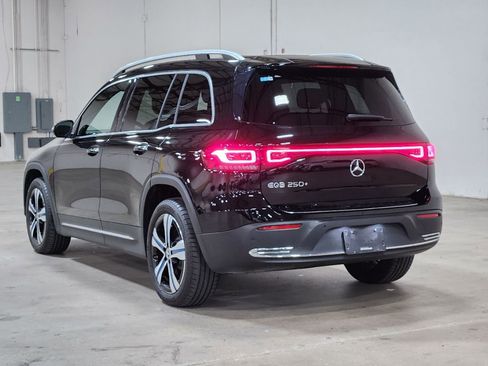 Used 2023 Mercedes-Benz EQB 250+ image 11