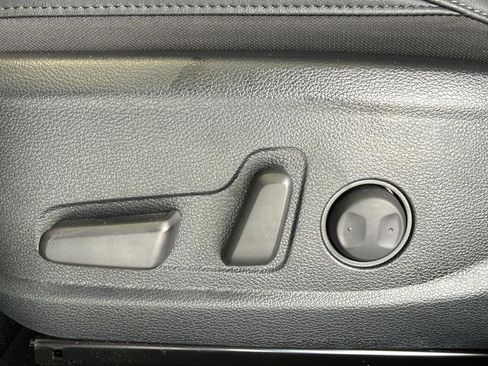 Used 2025 Kia Seltos EX w/ EX Sunroof Package FWD image 14