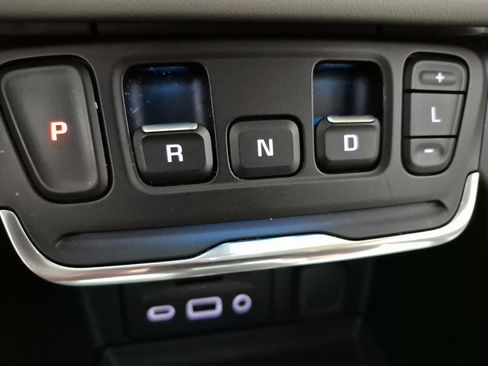 Certified 2021 GMC Terrain SLT image 29