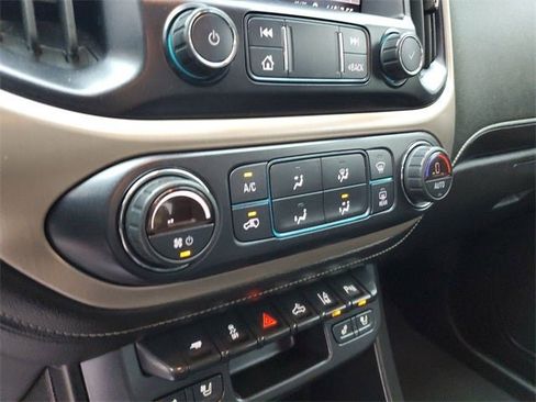 Used 2020 GMC Canyon Denali image 76