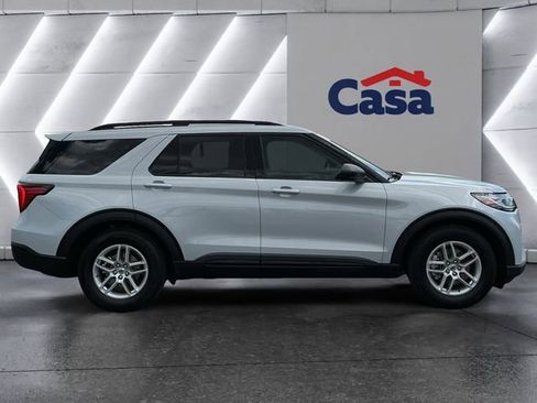Used 2026 Ford Explorer Active w/ Active Comfort Package RWD image 5