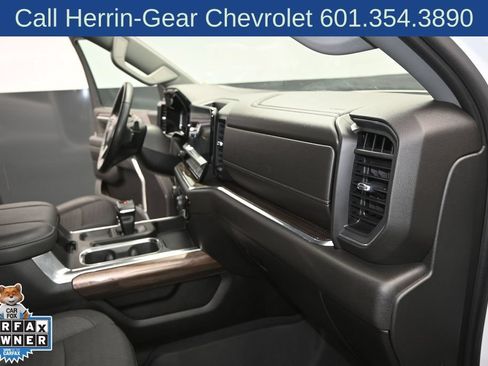 Used 2023 Chevrolet Silverado 1500 RST AWD/4WD image 16