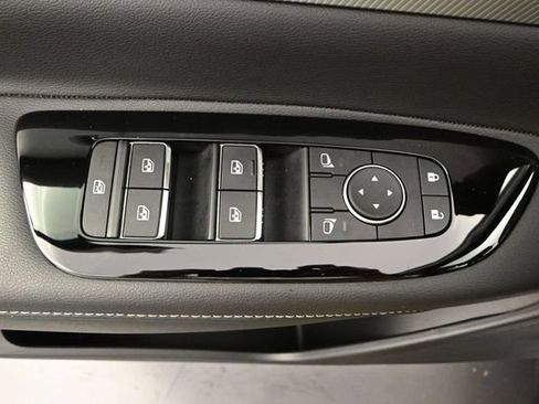 Used 2025 Nissan Murano SL AWD/4WD image 11