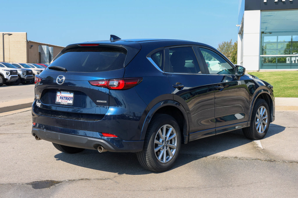 Used 2025 MAZDA CX-5 AWD 2.5 S w/ Preferred Package image 3