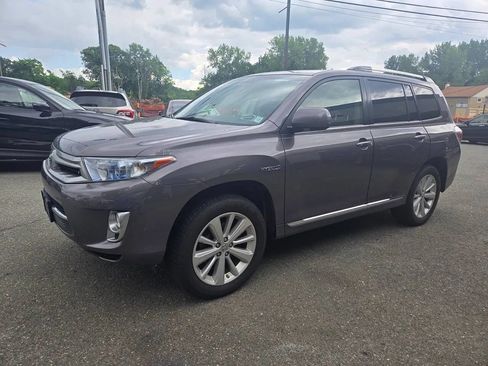 Used 2013 Toyota Highlander Limited AWD/4WD image 15
