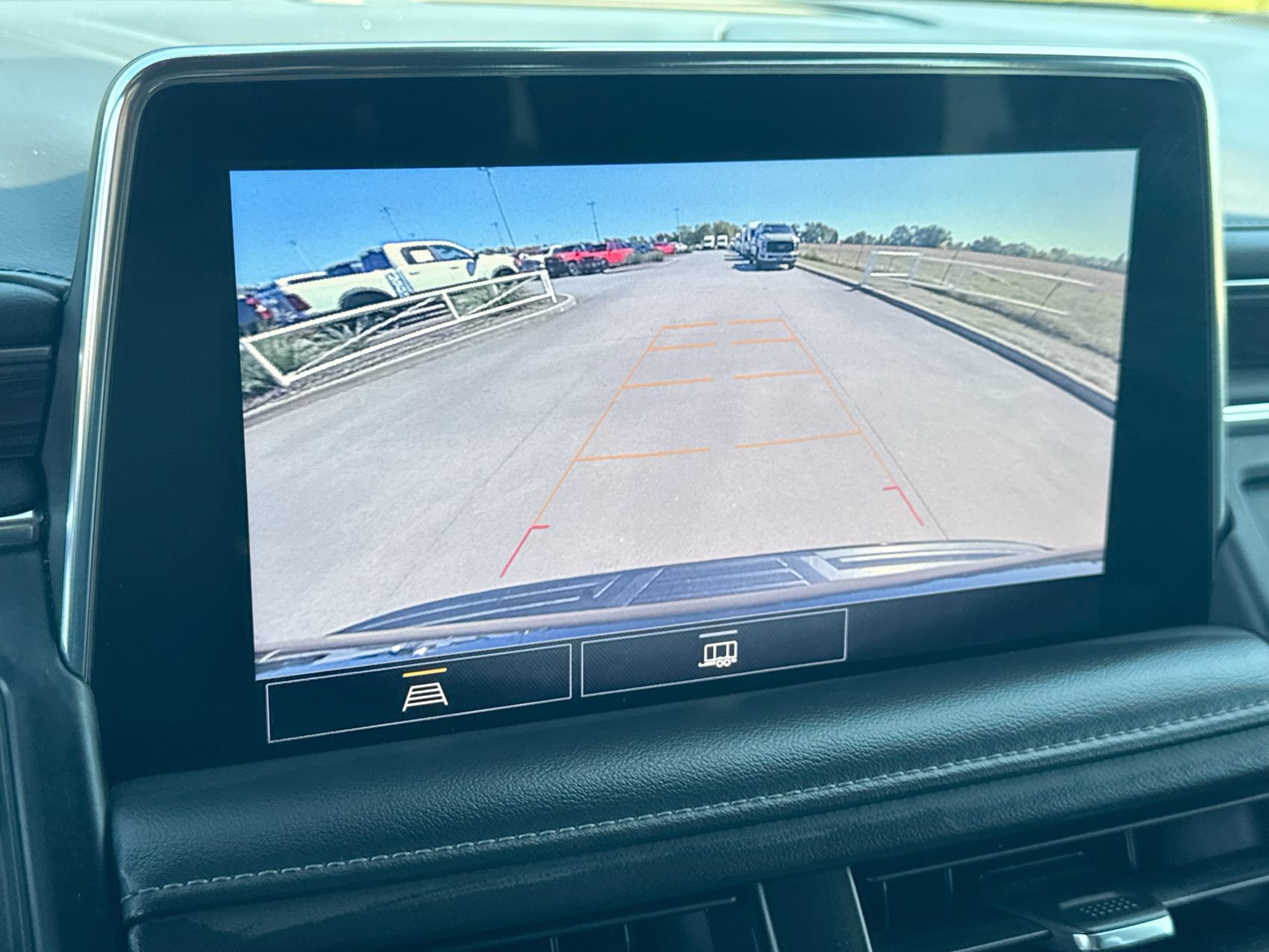 Used 2021 Chevrolet Tahoe LT RWD image 17