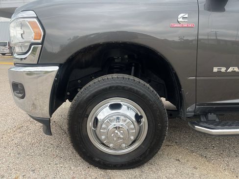 Used 2024 RAM 3500 Big Horn image 2