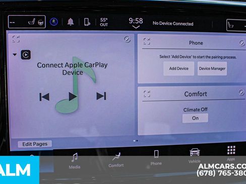 Used 2023 Chrysler Pacifica Touring-L image 39