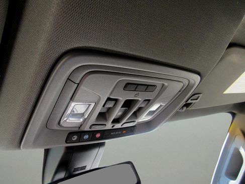 Used 2021 GMC Sierra 1500 SLT w/ SLT Premium Plus Package image 44