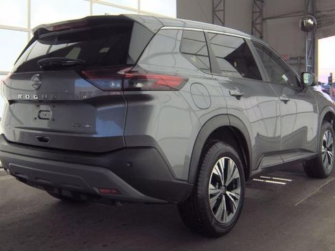 Used 2023 Nissan Rogue SV image 31