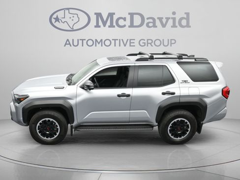 Used 2025 Toyota 4Runner TRD Off-Road Premium w/ Tow Technology Package AWD/4WD image 35