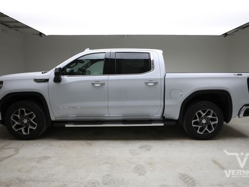 New 2026 GMC Sierra 1500 SLT w/ SLT Premium Package AWD/4WD image 2