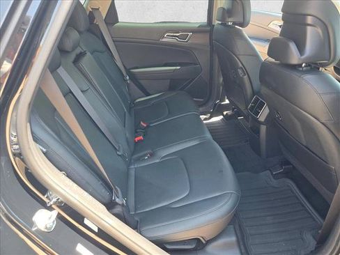 Used 2025 Kia Sportage EX FWD image 20