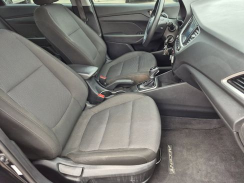 Used 2022 Hyundai Accent SEL w/ Cargo Package FWD image 21