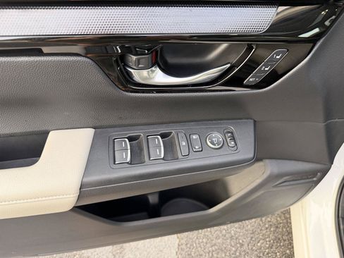Used 2025 Honda CR-V EX-L image 33