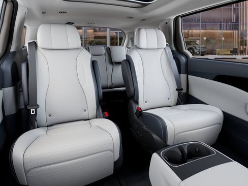 New 2026 Kia Carnival SX Prestige FWD image 16