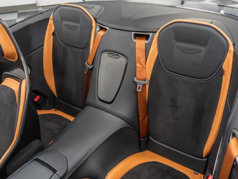 Used 2024 Aston Martin DB12 Volante -Carbon Fiber Bucket S image 16