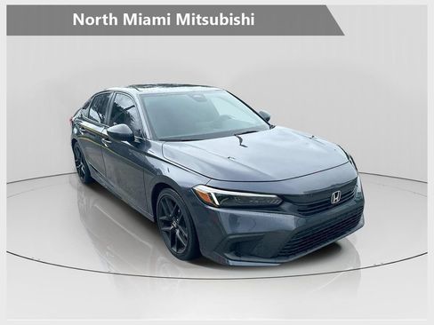 Used 2024 Honda Civic Sport image 1