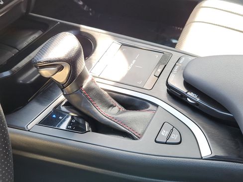 Used 2019 Lexus UX 250h F Sport image 17