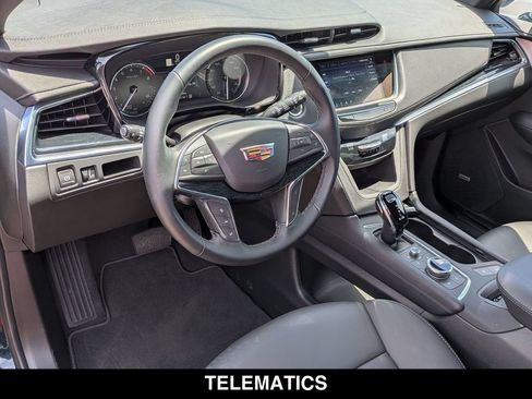 Used 2025 Cadillac XT5 Premium Luxury w/ LPO, Floor Liner Package AWD/4WD image 2