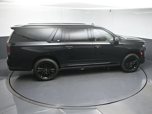 Used 2022 Cadillac Escalade ESV Sport Platinum AWD/4WD image 47