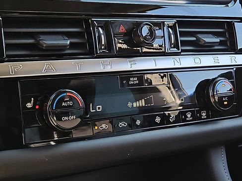 New 2026 Nissan Pathfinder SV image 12