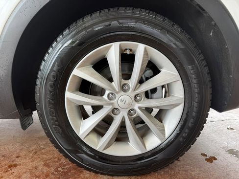Used 2017 Kia Sorento AWD w/ LX Convenience Package image 25