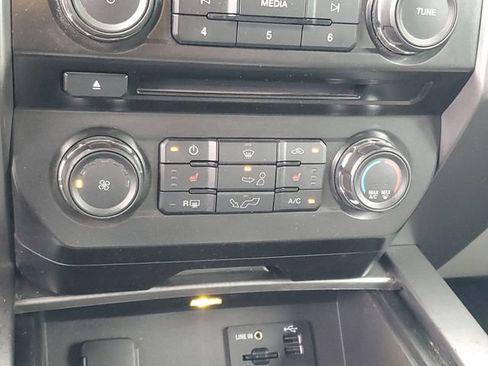 Used 2015 Ford F150 XLT w/ Equipment Group 302A Luxury RWD image 19