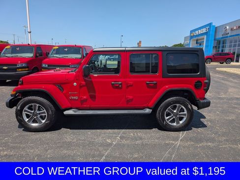 Used 2022 Jeep Wrangler Unlimited Sahara w/ Cold Weather Group AWD/4WD image 4