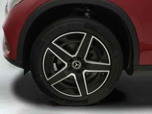 New 2026 Mercedes-Benz GLC 300 image 11