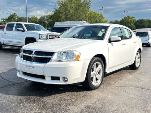 Used 2009 Dodge Avenger R/T FWD image 5