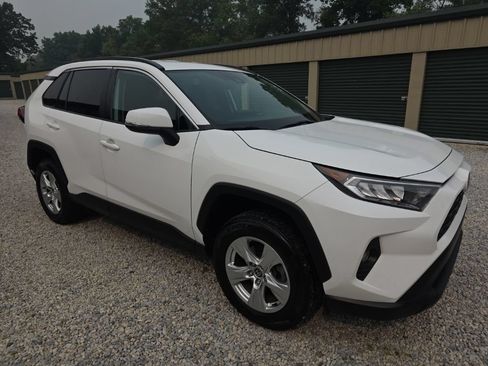 Certified 2021 Toyota RAV4 XLE AWD/4WD image 8
