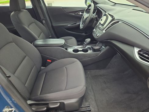 Used 2024 Chevrolet Malibu LT FWD image 31