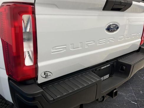 Used 2025 Ford F250 XL w/ XL Off-Road Package AWD/4WD image 32