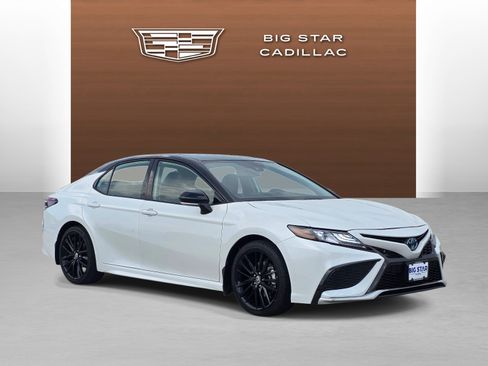 Used 2024 Toyota Camry XSE w/ Cold Weather Package FWD image 7
