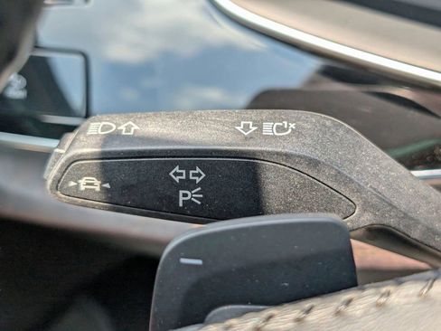 Used 2019 Audi Q8 Prestige w/ Cold Weather Package image 27