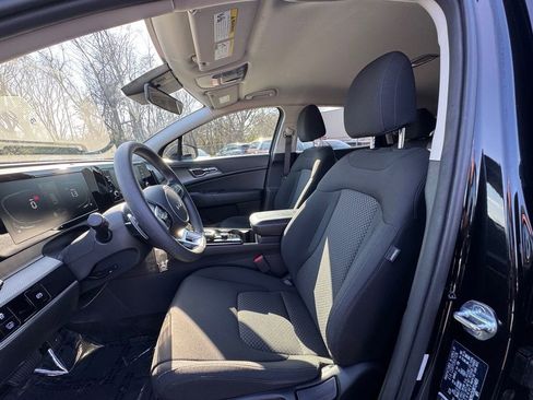 Certified 2024 Kia Sportage LX image 14