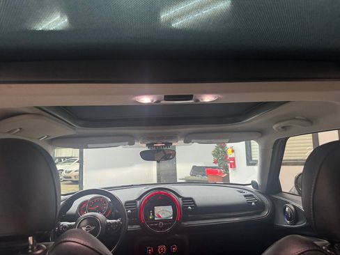 Used 2018 MINI Cooper Clubman S image 40