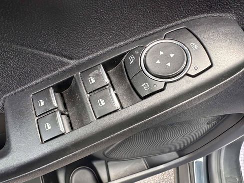 Used 2022 Ford Escape SEL AWD/4WD image 10